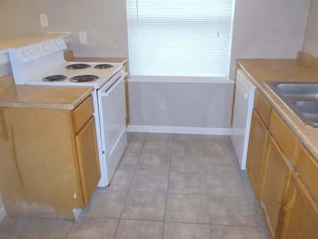 Building Photo - 1504 Cardinal Dr