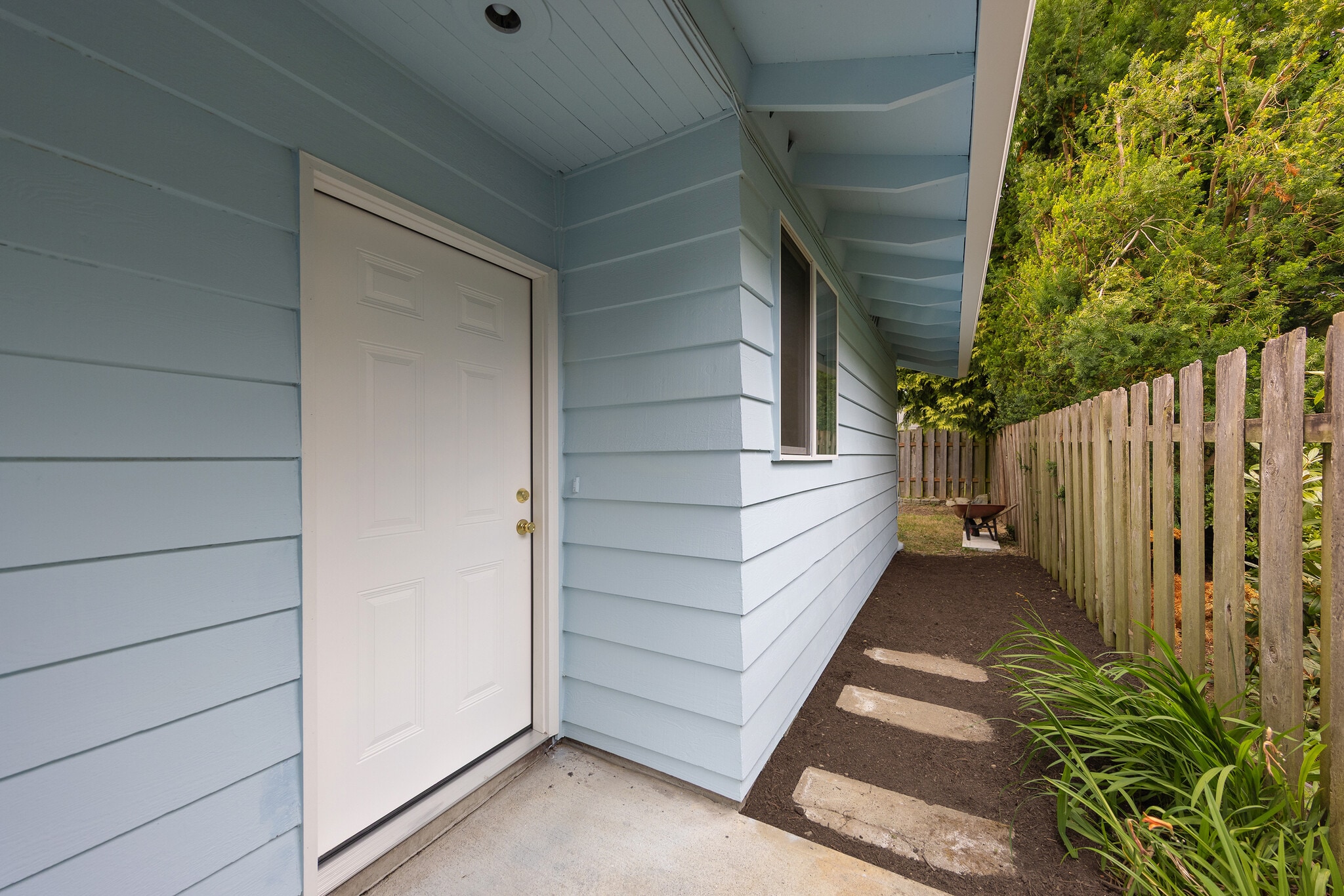 Building Photo - 8808 NE 139th St