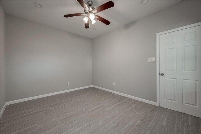 Building Photo - 4741 Bricker St