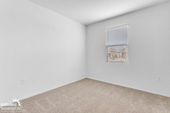 Building Photo - Beautiful 3Bdm 2Ba Home with Modern Updates in Coolidge- Move In Special!