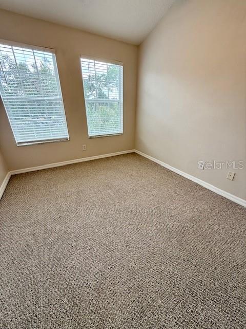 Building Photo - 2947 Pointeview Dr