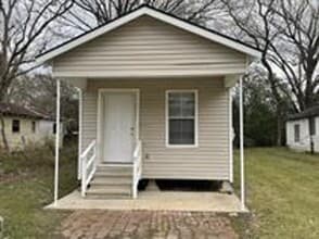 Building Photo - 688 N 39th St