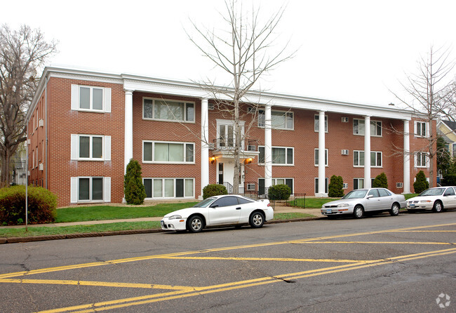 Primary Photo - 2151 Grand Ave