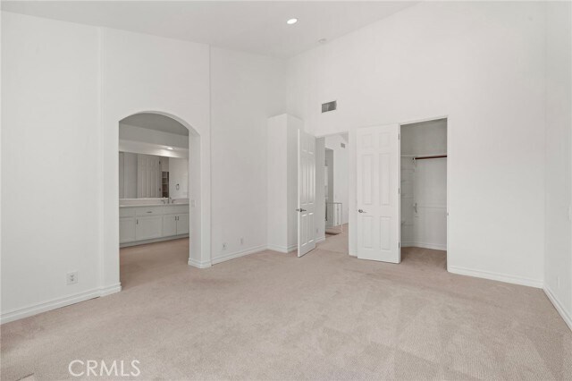 Building Photo - 265 Mesa Dr