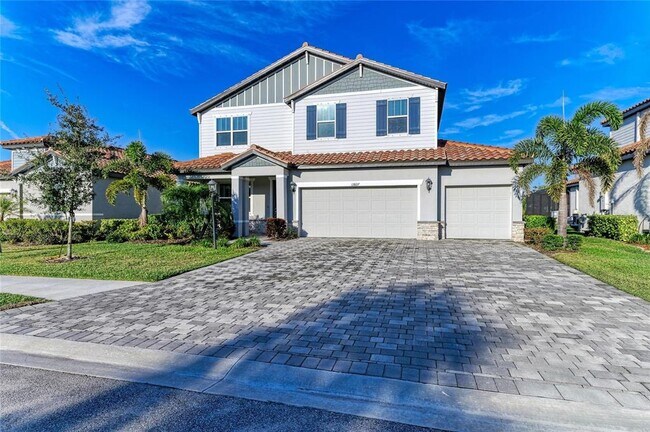 Building Photo - 13827 Green Hammock Pl