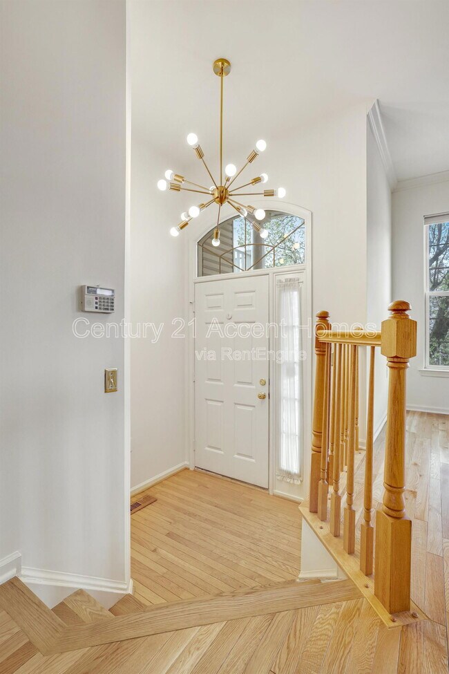 Building Photo - 21217 Millwood Square