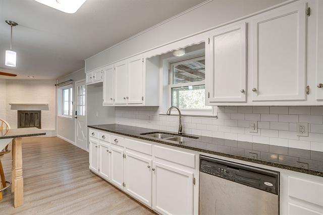 Building Photo - 101 Chestnut St