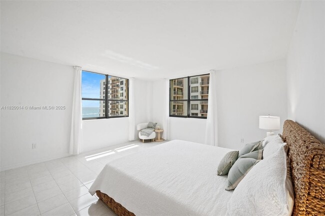 Building Photo - 10185 Collins Ave