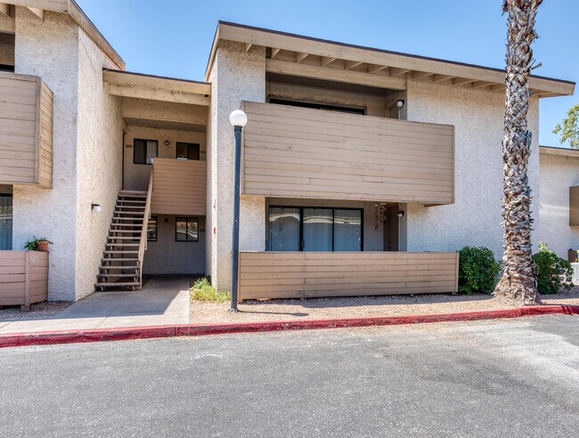 Building Photo - 6480 N 82nd St