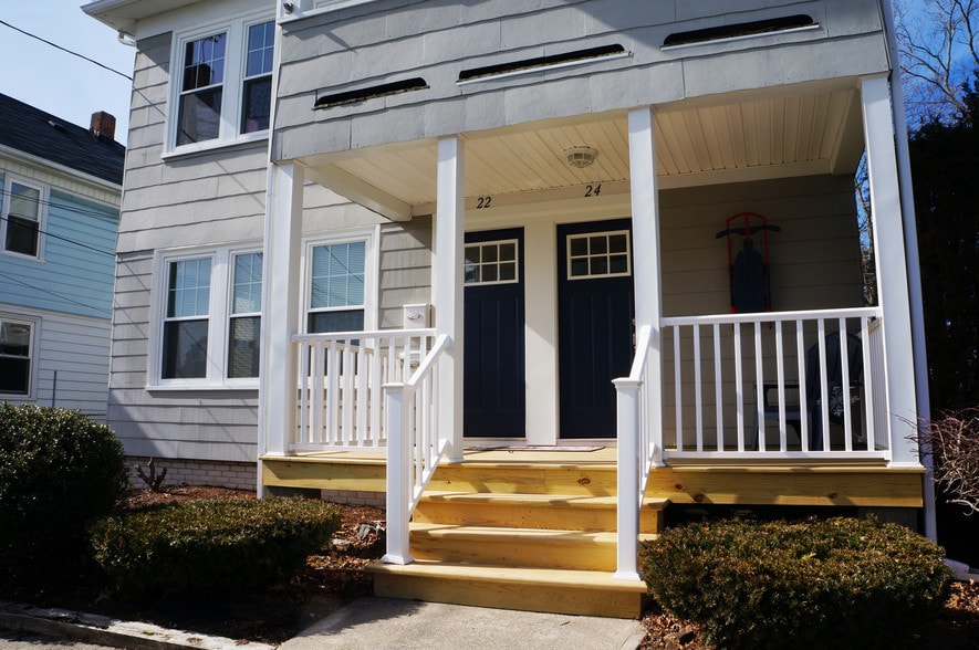 Front entrance - 22 Bradley St