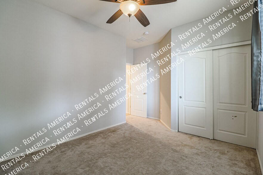 Building Photo - 21271 E Pecan Ln