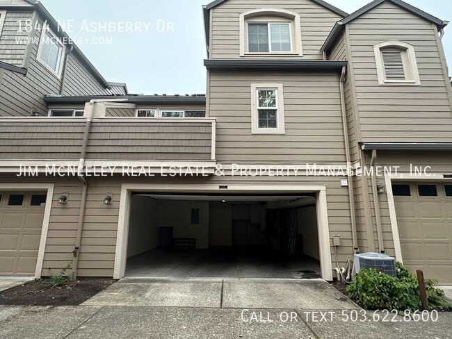 Building Photo - 1844 NE Ashberry Dr