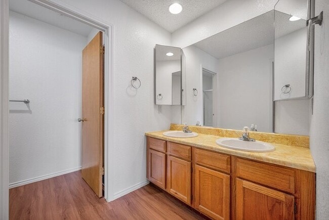 Building Photo - 4503 Fairgate Dr