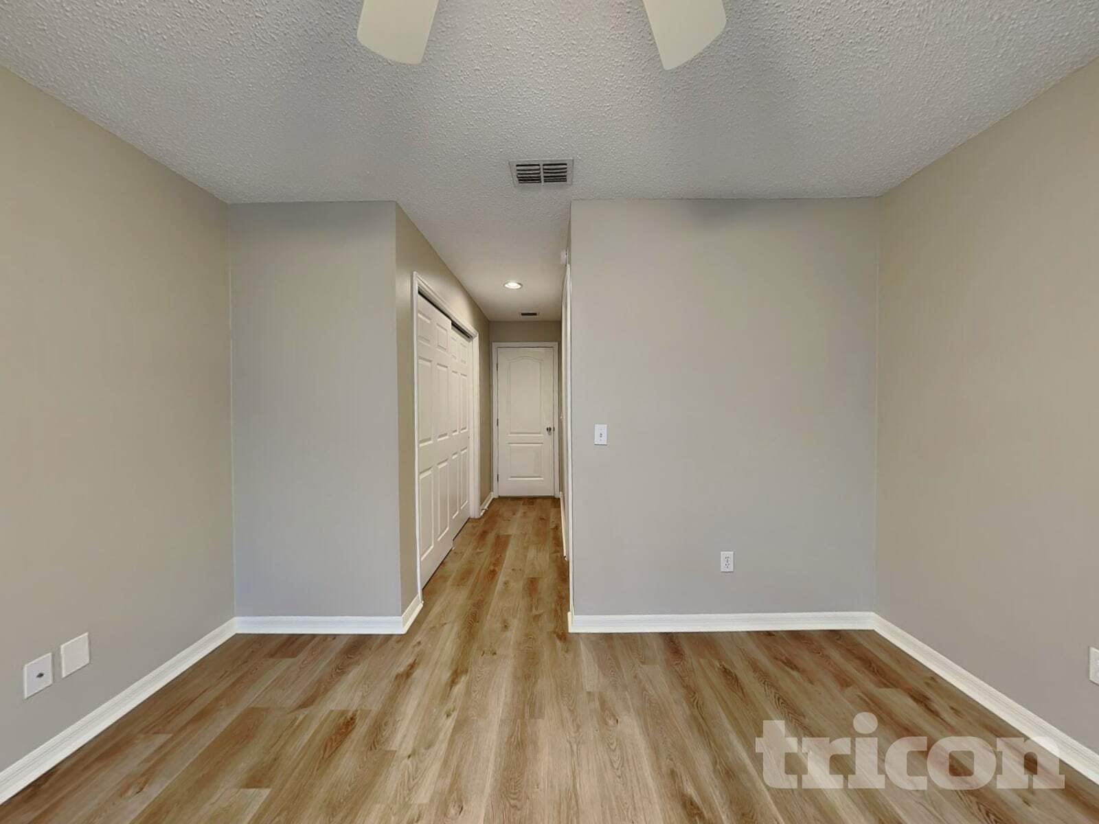 Building Photo - 4317 Longshore Dr