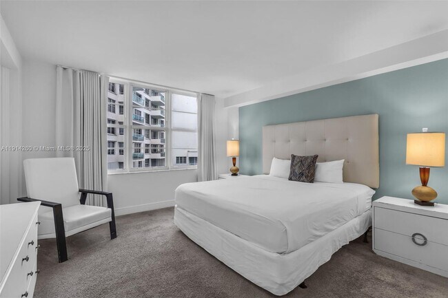 Building Photo - 5101 Collins Ave