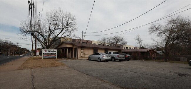 Building Photo - 515 Post Rd Dr