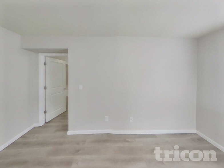 Building Photo - 1817 192nd St Ct E