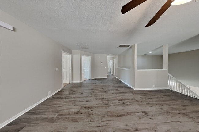 Building Photo - 11810 Skydale Dr
