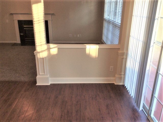 Building Photo - 9340 Stawell Dr