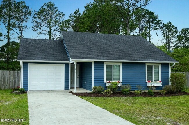 Primary Photo - 704 Darwin Dr