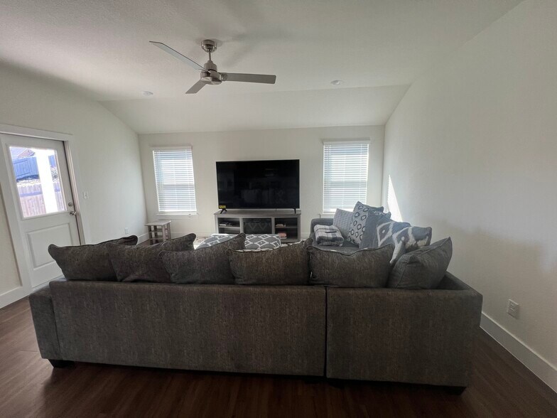 Building Photo - 258 Fawn Ridge Dr