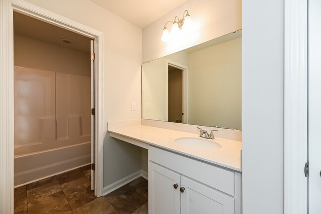 Building Photo - 100 Percheron Dr