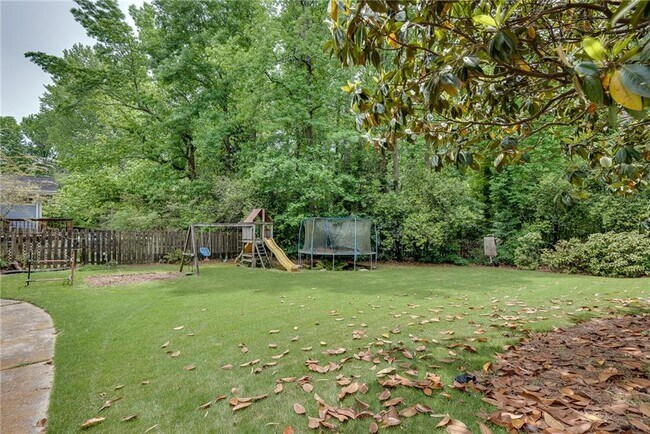 Building Photo - 5699 Bend Creek Rd