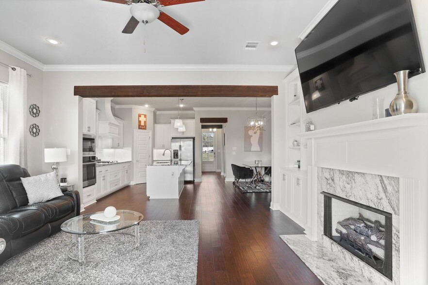 Building Photo - 825 Mano Myrtle Dr