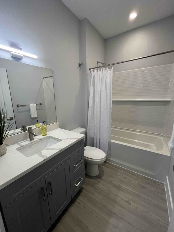 Building Photo - 3107 Duke Rd