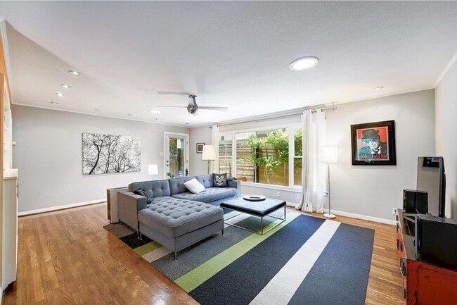 Building Photo - 3408 Bonnie Rd