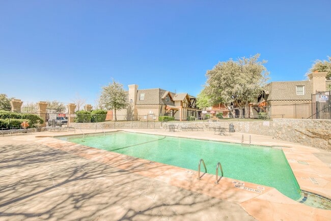 Building Photo - (Completely Furnished) Beautiful 1 bed/1 bath Apartment. With Pool  in the premises.