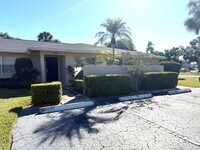 Building Photo - Beautifully Updated & Furnished 2-Bed/2-Ba...