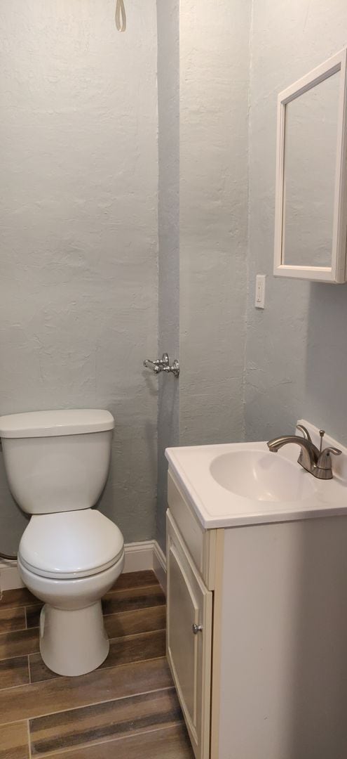 Building Photo - Convenient Brighton Location, Steps from the T Stop, Central Heat/AC, Laundry is on a Site