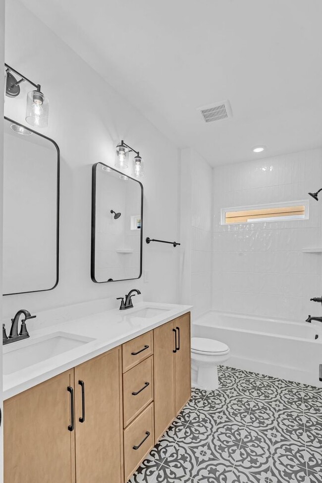 Building Photo - NEW BUILD