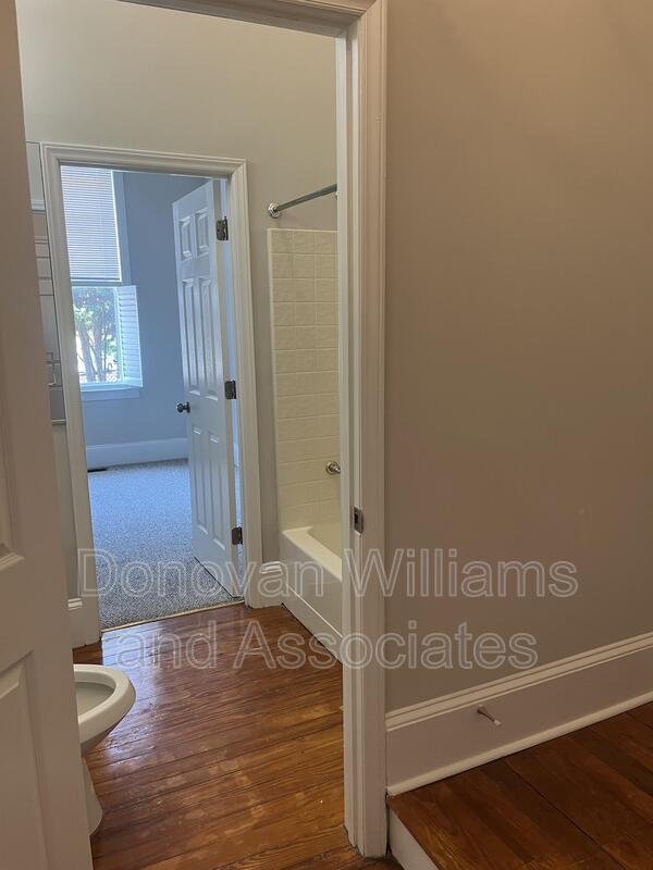 Building Photo - 135 E Wilson Ave