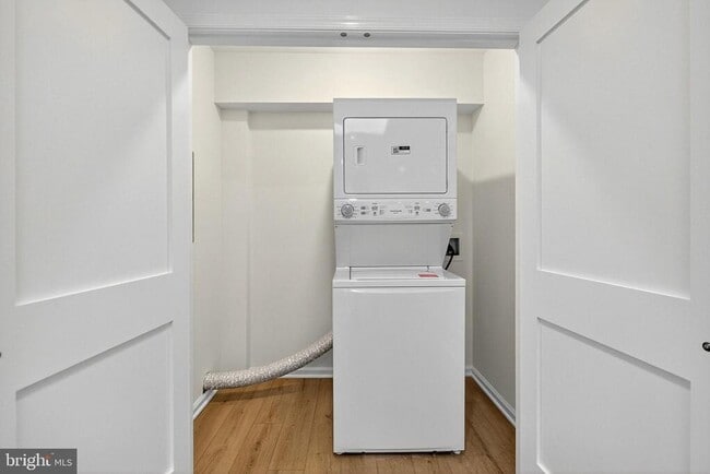 Building Photo - 20 Haddon Ave