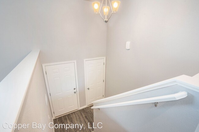 Building Photo - 4 br, 2 bath House - 1632 Garfield Court