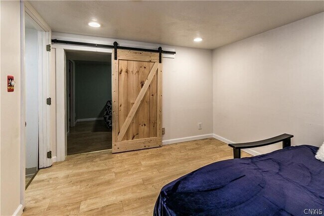 Building Photo - 105 Salem Rd