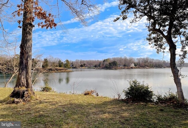 Building Photo - 45093 Smiths Nursery Rd