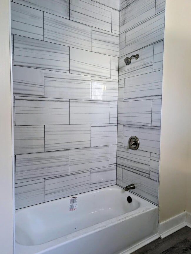 Building Photo - 524 Pennsylvania Ave