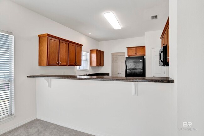 Building Photo - 33171 Stables Dr