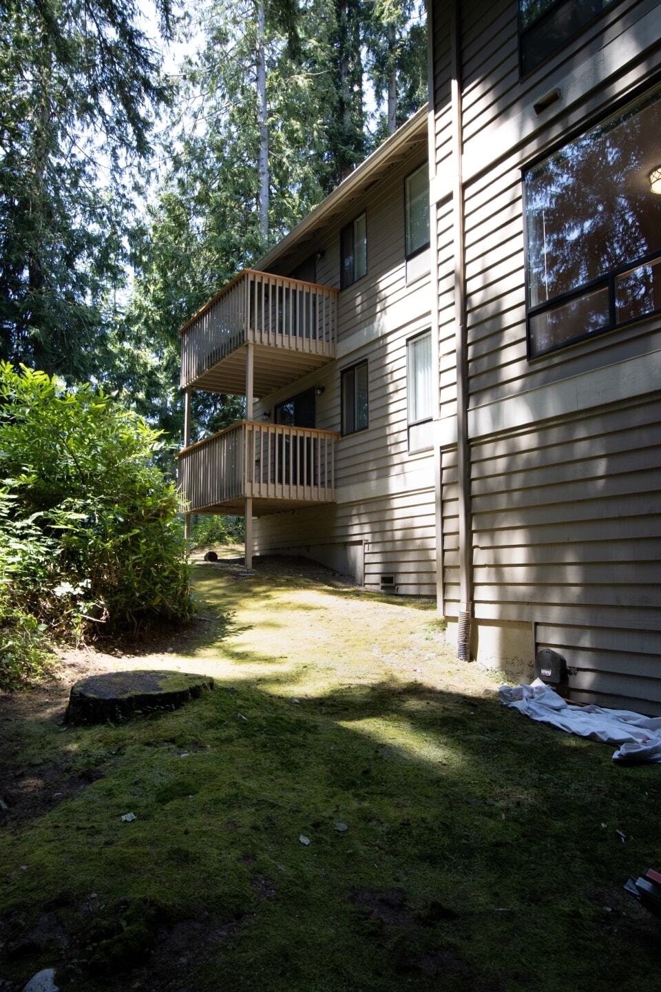 Building Photo - 14026 61st Pl W
