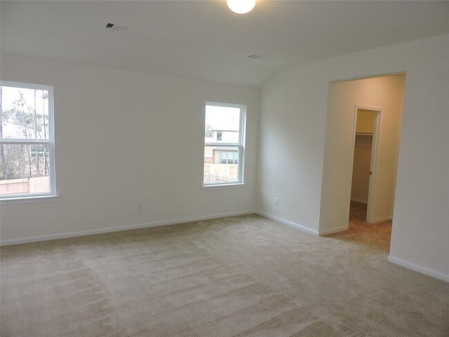 Building Photo - 1122 Epworth Ct.
