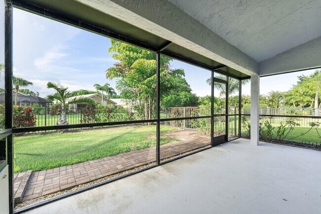 Building Photo - 8103 Covington Ct