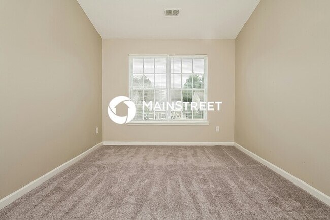 Building Photo - 3 Bedroom Pet-Friendly Home in McDonough, GA with Main Street Renewal