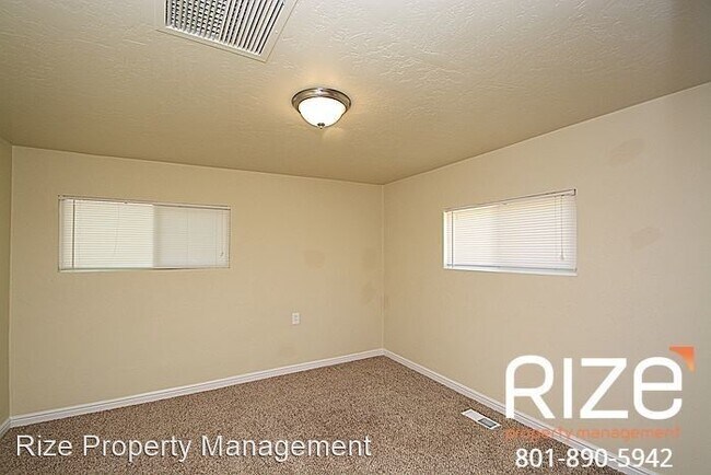 Building Photo - 3 br, 2 bath House - 1188 Gillespie Ave