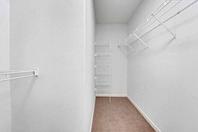 Building Photo - 502 Reddicks Cir