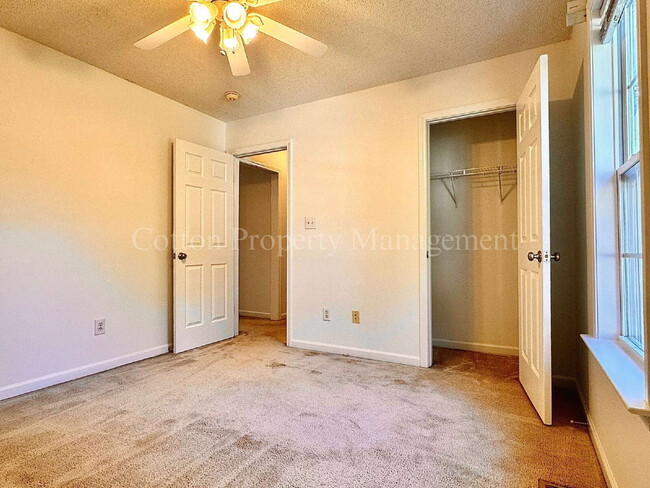 Building Photo - 7408 Bluestone Ct