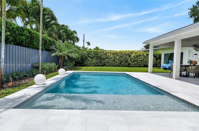 Building Photo - 8820 SW 85th Terrace