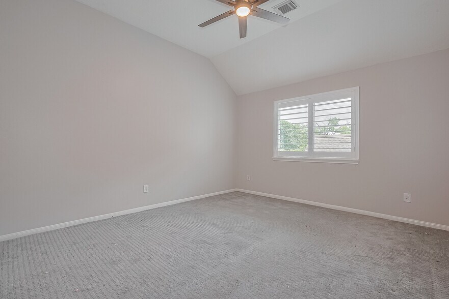 Building Photo - 6503 Taimer Ct
